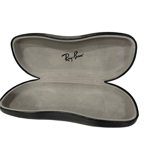 Ray Bans sunglass/eyeglass case, hard shell black with gray suede interior - Picture 2 of 3